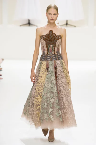 Look 36